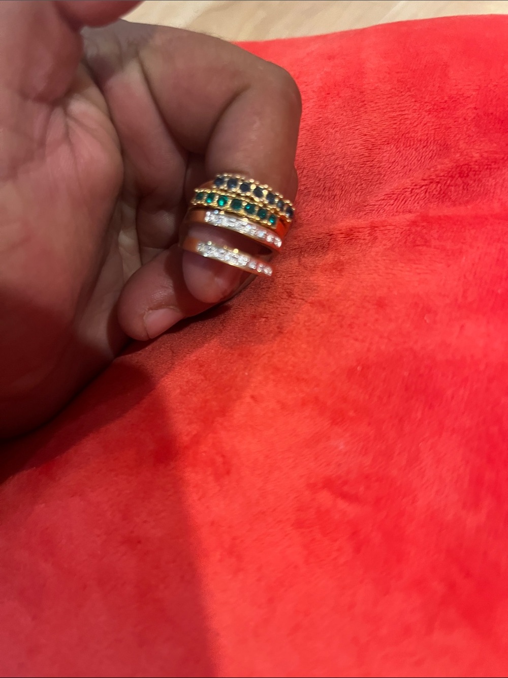 Vintage Avon interchangeable ring with matching earrings.